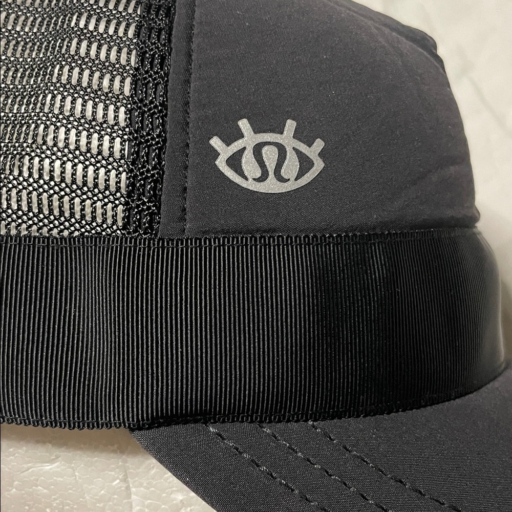 Lululemon trucker hat